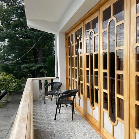 Hotel Shogi Zugdidi Kültér fotó