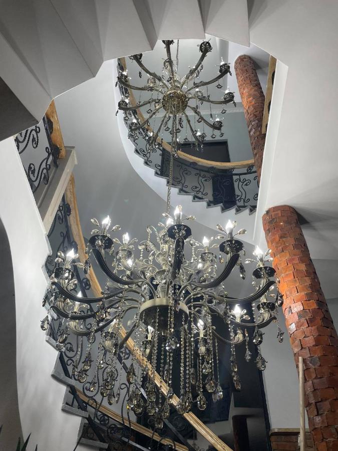 Hotel Shogi Zugdidi Kültér fotó